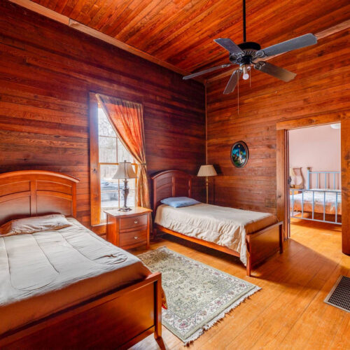 Hayes Morton Cabin at Brierfield Ironworks State Park